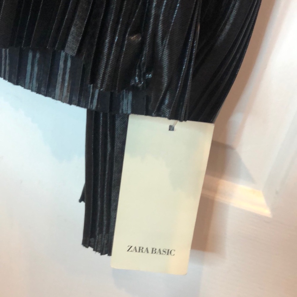 NWT ZARA PLEATED LEATHER BLACK LONG SLEEVE TOP - Picture 13 of 13
